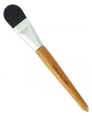 Imagen del producto de Couleur Caramel Foundation Brush 04