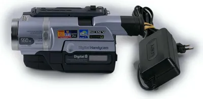 Zdjęcie produktu dla Sony DCR-TRV140E – kamera cyfrowa Digital8 Handycam
