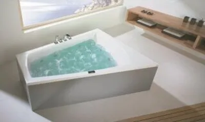 Produktbild von Hoesch Largo Trapezbadewanne 1800 x 1400 mm rechts weiß - 3706.010