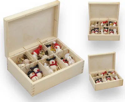 Produktbild von HOLZKASTEN mit Weihnachtsanhängern – Set mit Weihnachtsdekorationen