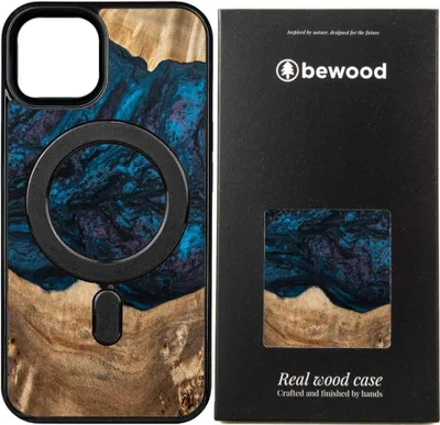 A product shot of a phone case and its packaging.