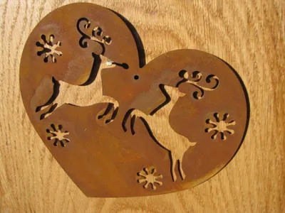 Produktbild von Edelrost Herz mit Hirsch, 3 Größen Herz mit Hirsch - 13 cm