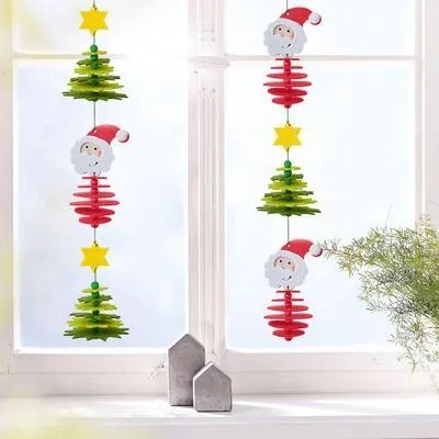 Produktbild von Bastelset - Erstes Fädeln Filzgirlande Weihnachtsmann