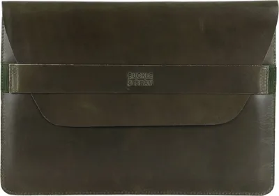 Produktbild von BUCKLE & SEAM Leder mit Laptopfach Terra Leather Laptop Sleeve Olive dunkelgrün