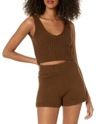 Immagine prodotto di Maglia corta a tinta unita con scollo a V e texture a coste, marca Drop, collezione femminile Sylvie.
(oppure, più semplicemente:)
Maglia corta da donna, scollo a V e texture a coste, marca Drop, modello Sylvie