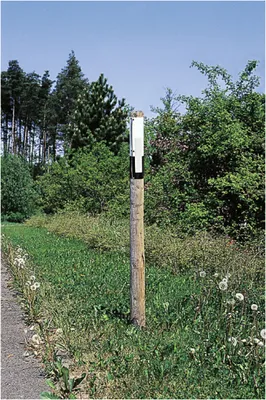 Produktbild von Dreifke® Markierungsplatinen mit weißen Reflektoren RA1, Alu, 400x320 mm
