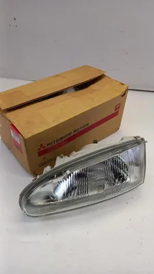 Produktbild von Original OE MITSUBISHI Scheinwerfer MB907229