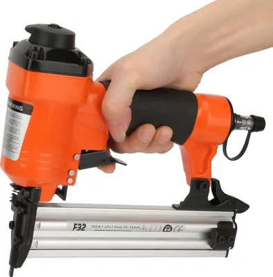 Produktbild von Druckluftnagler, Druckluftklammergerät, Druckluftnagelpistole, Druckluftklammerpistole, Druckluftnagler, Druckluftnagelpistole, Holzbearbeitungsnagelpistole