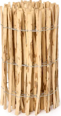 Produktbild von Garronda Gartenzaun zum Stecken aus Haselnüsse Zaun Garten Staketenzaun Beeteinfassung Holz Steckzaun Hochwertiger Gartenzaun für Ihren Garten GD-0079 (Lattenabstand: 3-5 cm. 80 cm x 5m)
