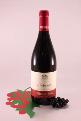 Obrázok produktu pre Cabernet Sauvignon z regiónu Južné Tirolsko - ročník 2024 - od spoločnosti Kellerei St. Michael Eppan