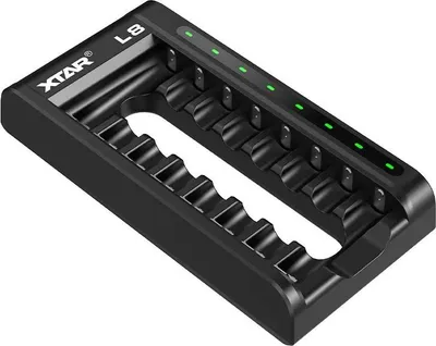 Produktbild von Xtar L8 – Ladegerät für 8x Li-Ion 1,5V und Ni/MH 1,5V Akkus AA/AAA