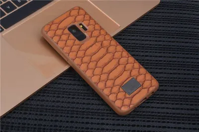 Produktbild von Backcover for Galaxy S9  - Brown (8719273285862)