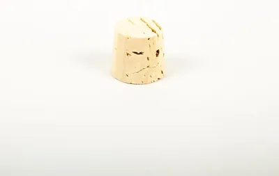 Produktbild von INNA-Glas Korken ALMEDA aus Naturkork, hell, 2cm, Ø2/2,3cm - Spitzkorken