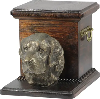 Immagine prodotto di Golden Retriever - Urna per le ceneri del cane con statuetta, elegante urna per cani, esclusiva urna con busto di cane del marchio Art-Dog.