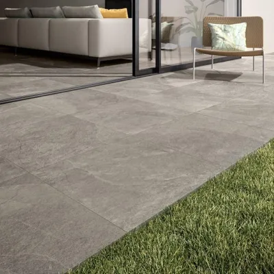 Imagen del producto de CASA39: Gres porcelánico con efecto piedra, 60x120 cm, Panaria Ceramica Frame