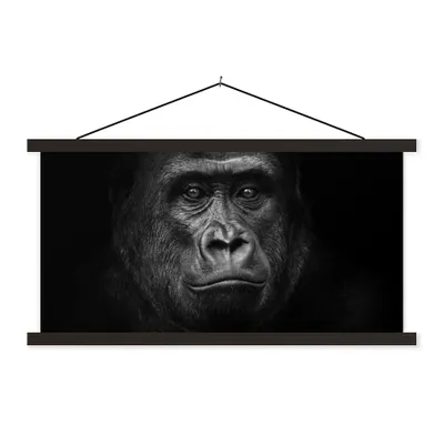 Produktbild von MuchoWow® Textilposter Gorilla - Schwarz - Weiß - Tiere - Porträt 90x45 cm mit schwarzem Rahmen - Klemmleisten