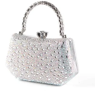 Produktbild von Kristallzilverne Avondtas mit Glitzersteinen und Silbergriff - 20 cm Glitzer-Clutch für besondere Anlässe (Weiß)