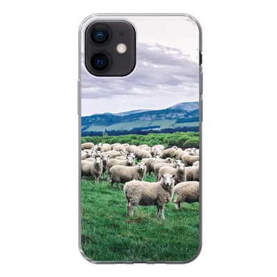 Produktbild von MuchoWow® Handyhülle Schutzhülle Hülle für iPhone 12 Schafe - Natur - Gras Silikon Softcase Handy Hülle - Schutzhülle