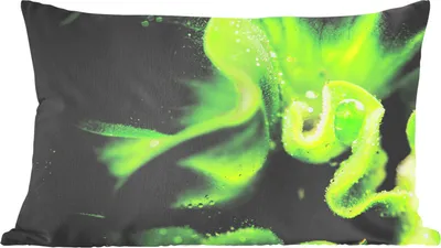 Produktbild von MuchoWow® Zierkissen Sofakissen Wohnzimmer Dekokissen 60x40 cm Kopfsalatblätter mit Regentropfen - Kopfkissen - Polster mit Foto