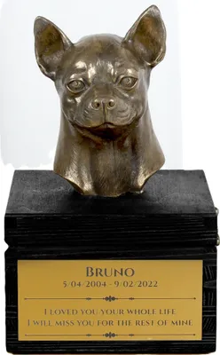 Image de Chihuahua à poil court I - une urne avec gravure et sculpture de chien, dernier adieu, produit artisanal de la marque Art-Dog