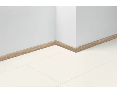 Produktbild von Sockelleiste SL3 Eiche D034 2200 x 40 x 16 mm