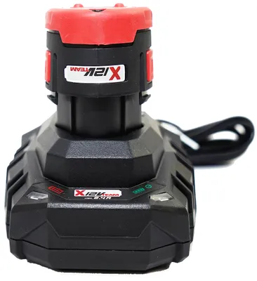 Produktbild von PARKSIDE® 12V Akkuset / inkl. 2x Akku (2Ah) und Ladegerät (2,4A)