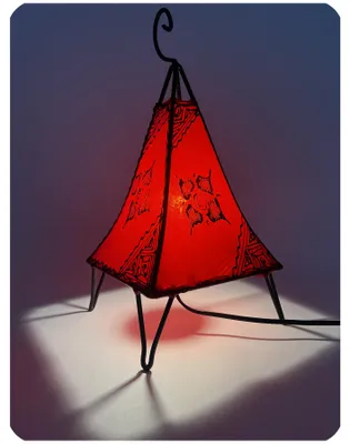 Immagine prodotto di Lampada orientale Lampada all'henné Lampada in pelle marocchina Lampada da tavolo Lampada da terra Piramide orientale 35-38 cm, rosso