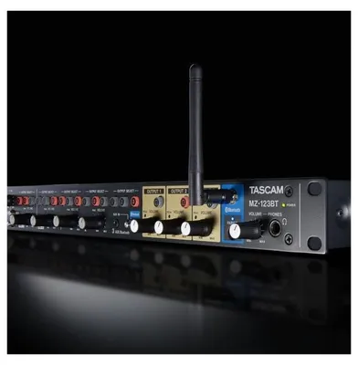 Productafbeelding van Tascam MZ-123BT: 3-zone distributiemixer