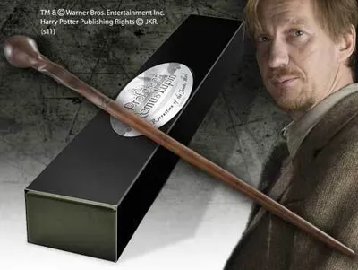 Zdjęcie produktu dla Różdżka Harry'ego Pottera Profesor Remus Lupin (Edycja postaci)