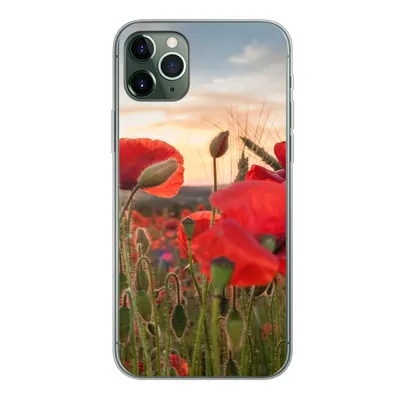 Produktbild von MuchoWow® Handyhülle Schutzhülle Hülle für iPhone 11 Pro Max Sonnenuntergang hinter den schönen Mohnblumen Silikon Softcase Handy Hülle - Schutz