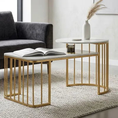 Imagen del producto de Mesa de centro Ankara: diseño elegante con estructura dorada y superficie de mesa con apariencia de mármol blanco. Estilo moderno. – 1428860000