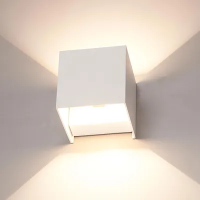 Produktbild von hoftronic LED-Wandleuchte Würfel 7W 3000K IP65 Weiß Up & Down Licht