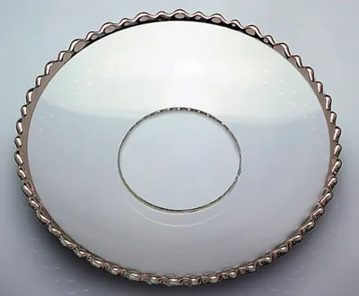 Produktbild von Glas-Kerzenmanschette (Tropfenfänger) "Gezackt Silberrand" für Kerzen bis Ø 25 mm (Spitzkerzen, Tafelkerzen)