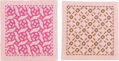 Obrázok produktu pre Sada stehov Hitomezashi Sashiko s logom Olympus „Svetloružové podložky, 2 ks“, 10 x 10 cm, originál z Japonska
