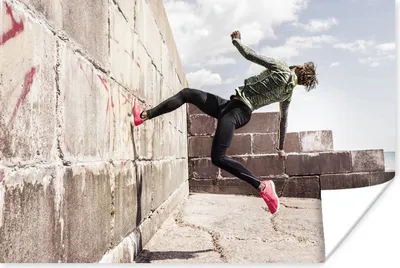 Produktbild von MuchoWow® Poster Ein junger Mann, der Parkour macht 180x120 cm - Fotoplakat