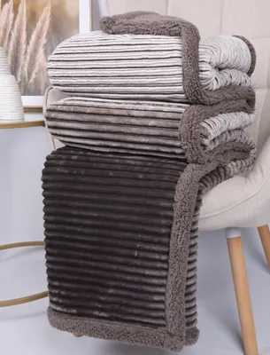 Produktbild von Betz Luxus Kuscheldecke FLORENZ 150x200 cm Wohndecke XXL Farbe: taupe