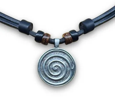 Produktbild von HANA LIMA | Surferkette Leder Spirale Damen Herren Halskette Wirbel Spiral Anhänger