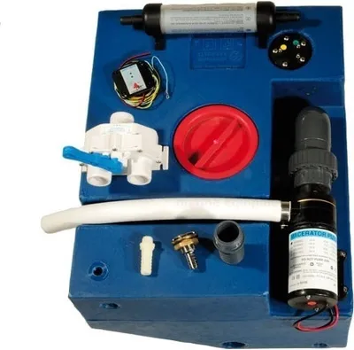 Immagine prodotto di Set di serbatoi per feci in polietilene con pompa per feci incorporata 12V rettangolare : 78l