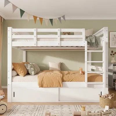 Produktbild von Merax Etagenbett Hochbett 90x200cm aus Holz, Kinderbett teilbar in 2 Einzelbetten, Holzbett mit Schiebetür-Stauraum, Leiter und Schutzgeländern, Weiß