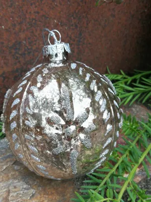 Produktbild von Christbaumkugel Cosmata Blumenornament, beige
