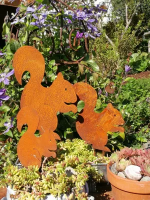 Image de Rouille noble écureuil à enfoncer, set de 3