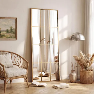 Immagine prodotto di Specchio a figura intera, 60 x 165 cm, con cornice in metallo dorato e supporto per essere appoggiato o appeso. Realizzato in vetro di sicurezza