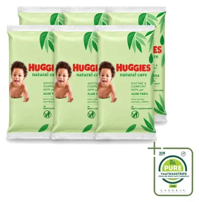 Productafbeelding van 6 x Huggies Natural Care vochtige doekjes met aloë vera en vitamine E - grote verpakking - 6 stuks