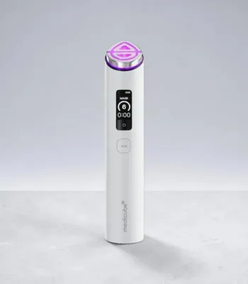 Obrázek produktu pro Medicube - AGE-R Booster Pro X2 - White - Přístroj pro domácí péči o pleť