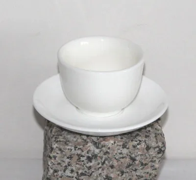 Produktbild von Teetasse 17 Taipeh weiss Keramik mit Unterteller