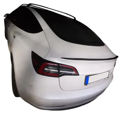 Zdjęcie produktu dla Spoiler tylny Lippe do Tesli Model Y, roczniki 2019-2023. Spoiler krawędzi bagażnika