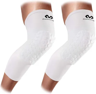 Image de McDavid - 6446R - Manchette de compression pour le genou - Hexa-rembourrage - Unisexe, adulte – Protège-genou – Empêche les blessures liées aux chocs – Très élastique – Genouillère de basketball – Blanc, taille XL