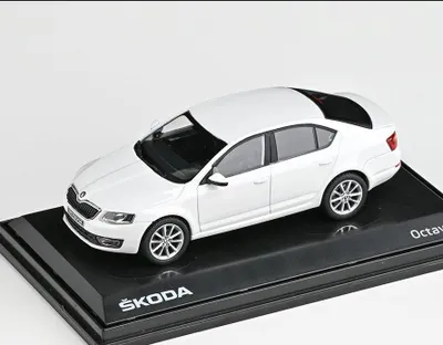 Obrázok produktu pre Škoda Octavia III (2012) biela Candy ABREX 1:43