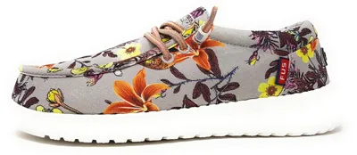 Image de Fusion : Chaussures pour femmes, chaussures basses, mocassins, couleur grise, style décontracté