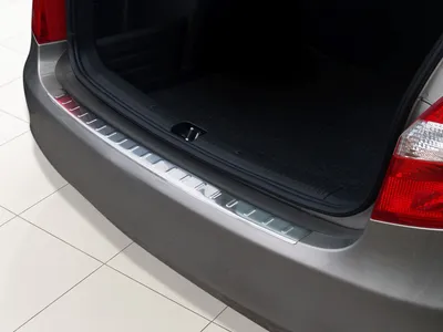 Obrázek produktu pro Ochranná lišta hrany kufru Škoda Fabia II. 2007-2014 (combi, matná)